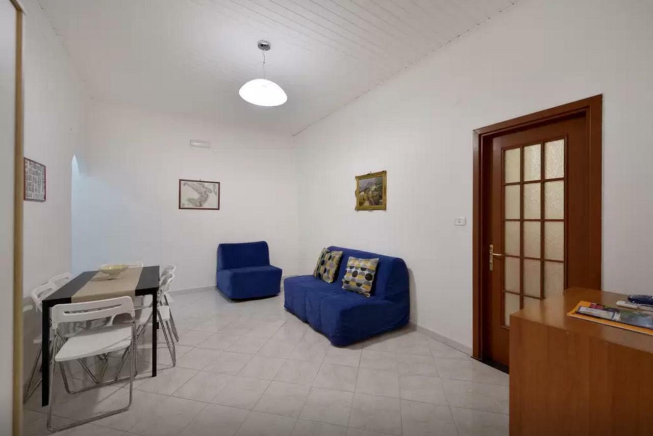 Trimarchi House Napels